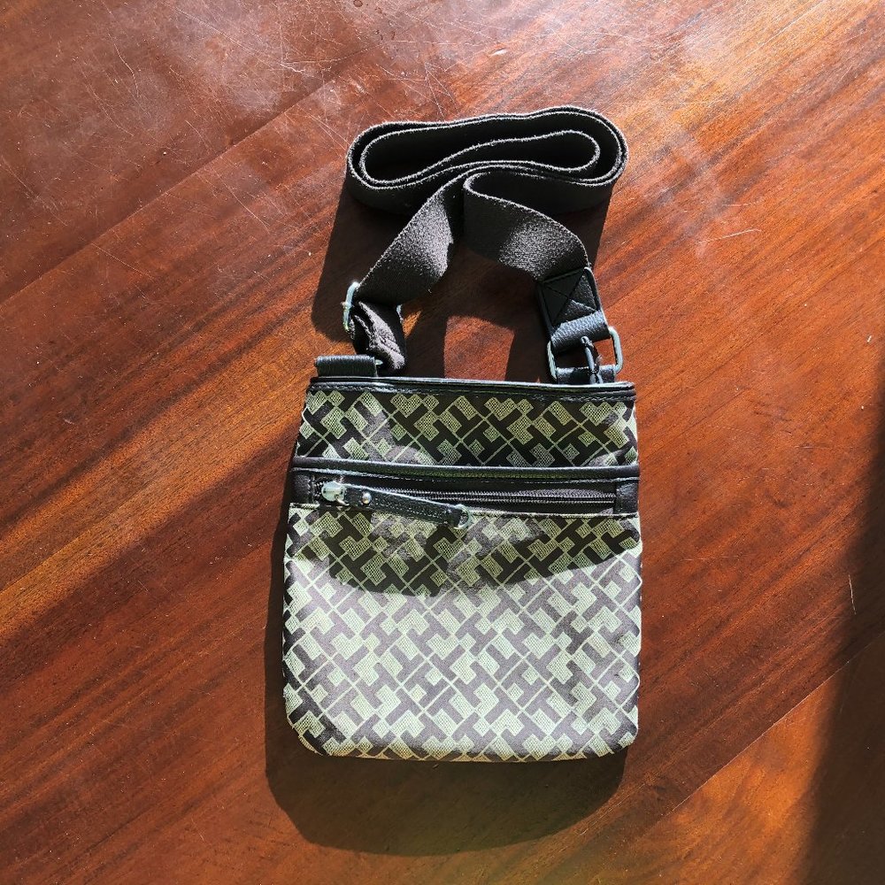 Tommy Hilfiger crossbody bag
